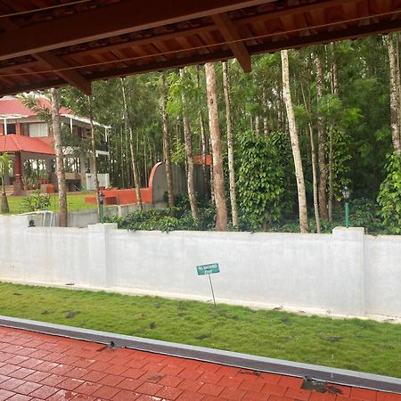 Bougain Villa Chikmagalūr Esterno foto