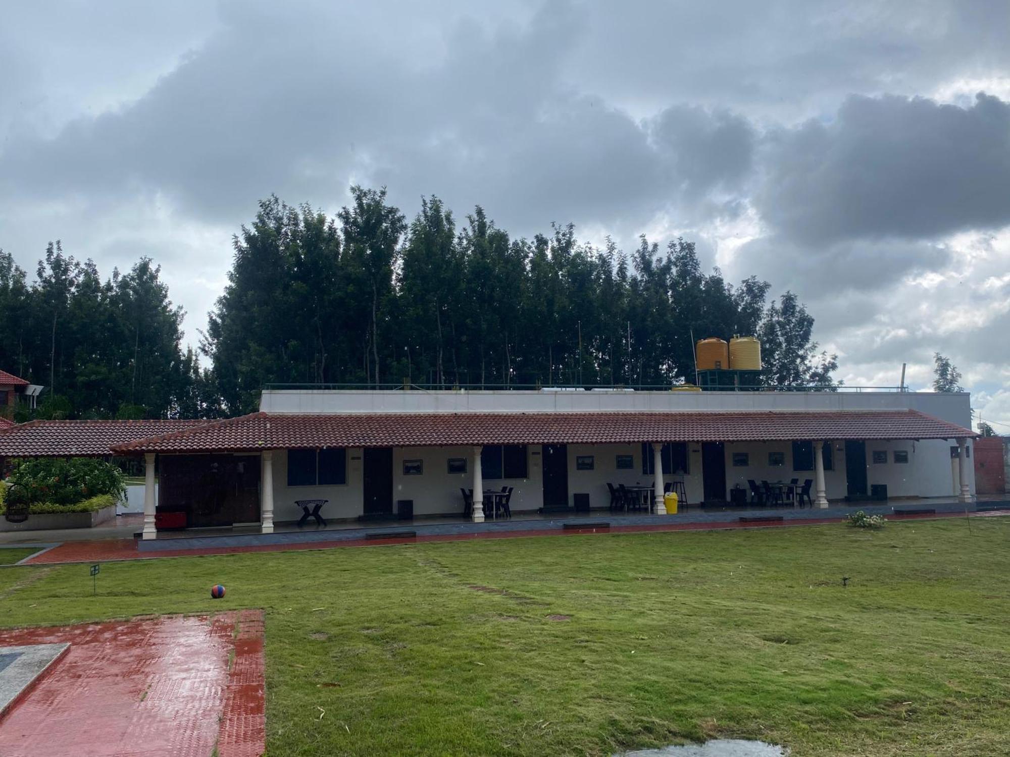 Bougain Villa Chikmagalūr Esterno foto